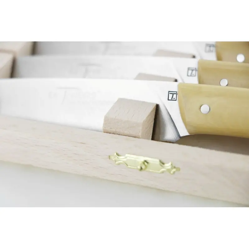 Andre Verdier Le Thiers Elegance 6 Pc Knife In Box - Boxwood Handle - Andre verdier