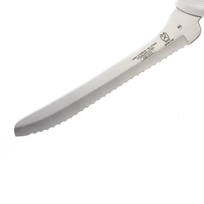 Mercer Culinary 8" Offset Bread - Wavy Edge -
