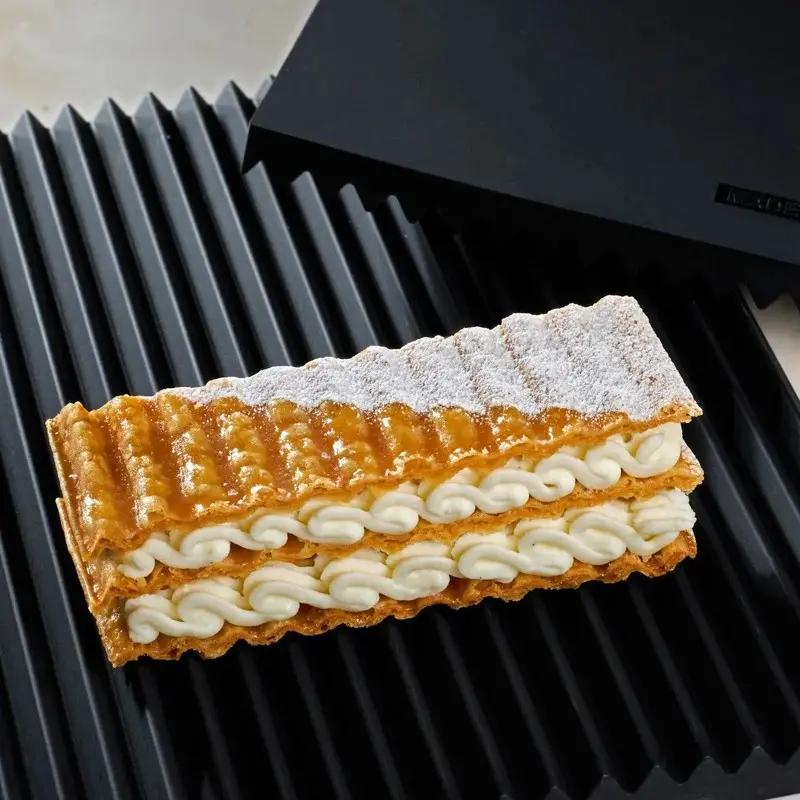 Pavoni Italia Zig Zag Decoration & Puff Pastry Silicone Mold by Paolo Griffa - 250 mm x 250 mm