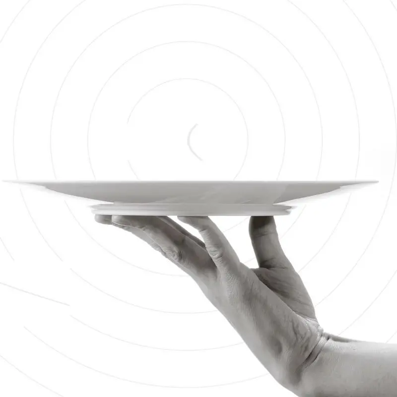 Noritake Grandir Collection Round Platter 32cm Noritake Grandir Collection Round Platter 32cm