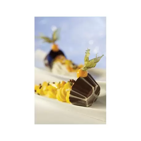 Belgian Chocolate Cups - Ballerina Cups Marbled Ø 2.56'' x 1.57 x 1.18- 105 Pces - Pastry Chef's Boutique