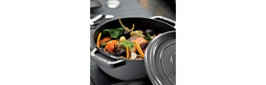 Cast Iron Chafers & Dutch Oven