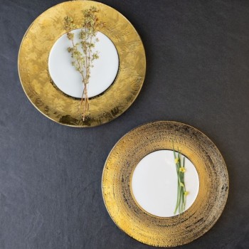 Deras Collection