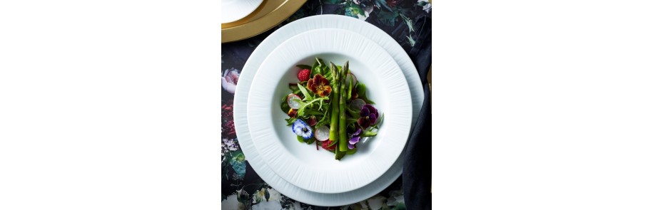 Conifere by Noritake