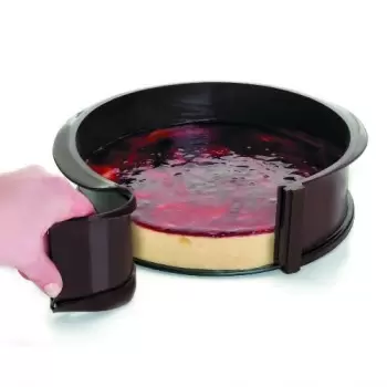 Cheesecake & Springform Pans